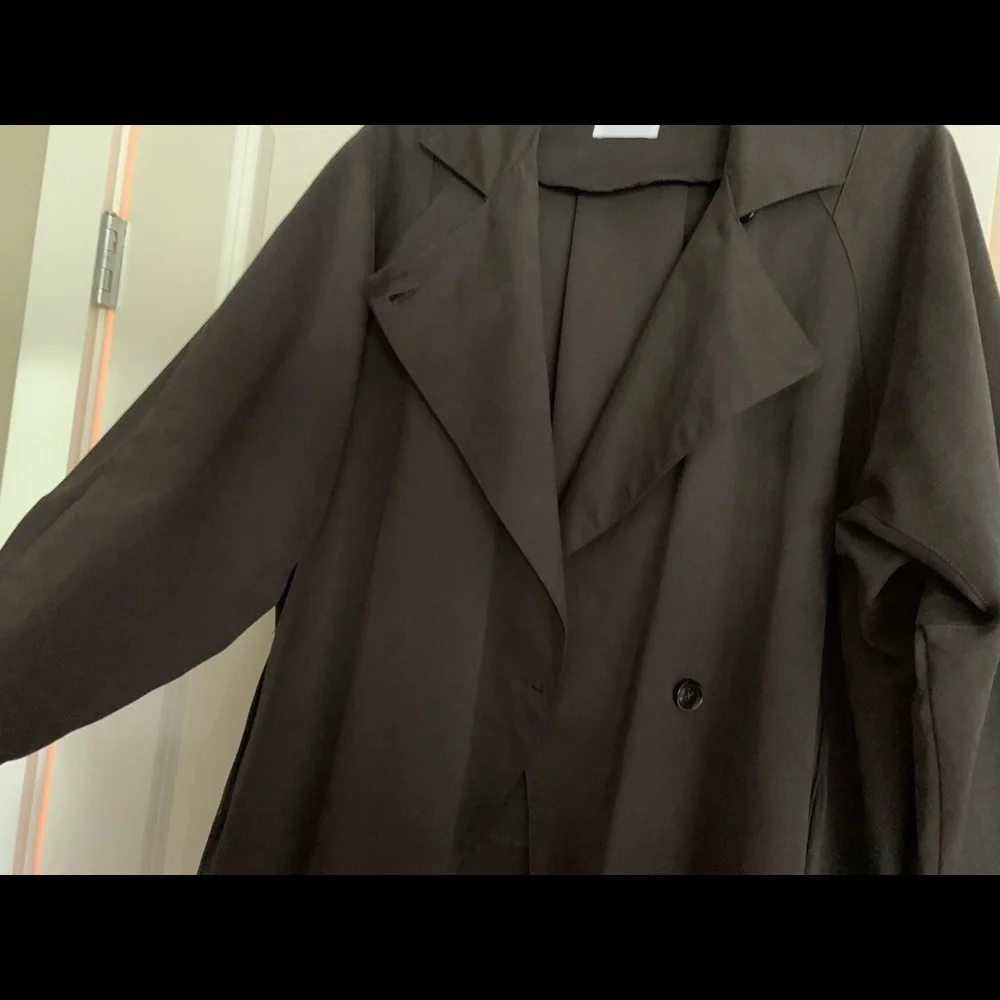 Korean-made outerwear - Picture 5 of 13